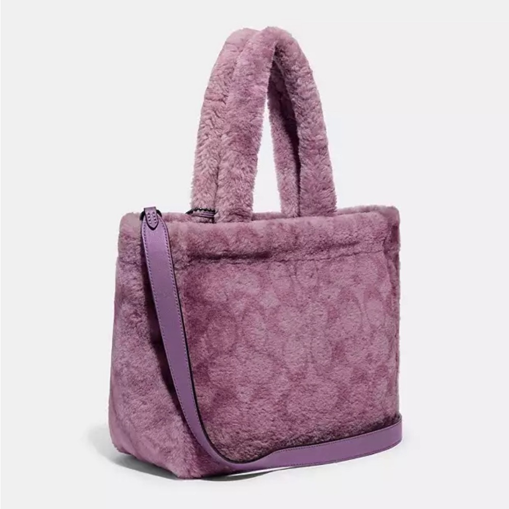 Coach Tote 28 In Signature Shearling in Dusty Purple (New! Dustbag included)